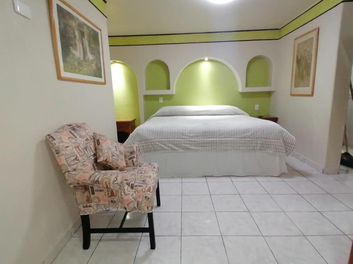 Hotel Baeza Делисиас Екстериор снимка