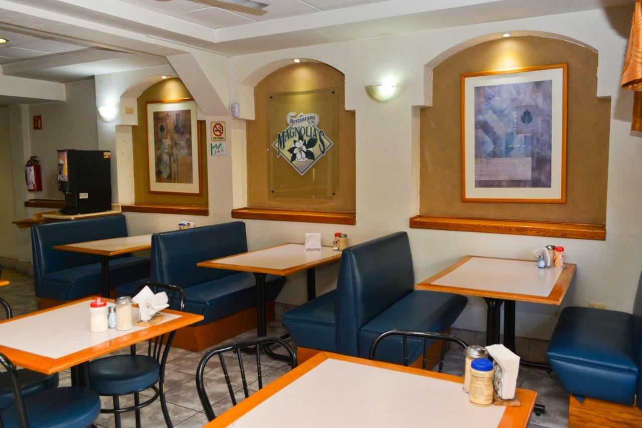 Hotel Baeza Делисиас Екстериор снимка