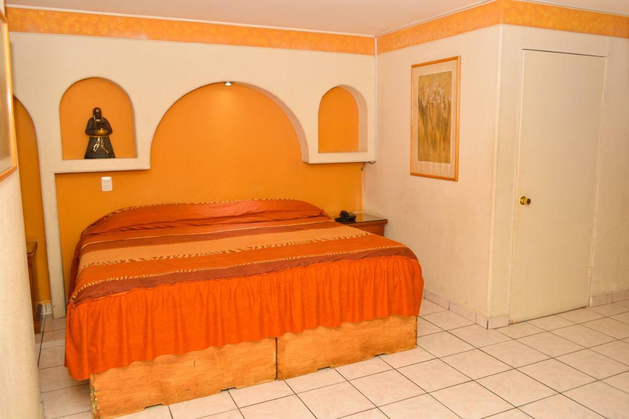 Hotel Baeza Делисиас Екстериор снимка