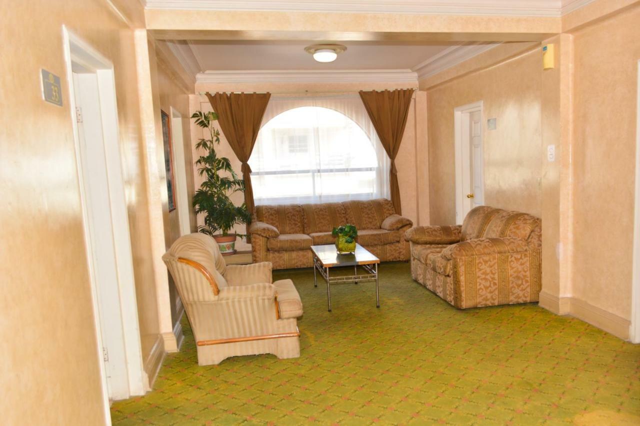 Hotel Baeza Делисиас Екстериор снимка